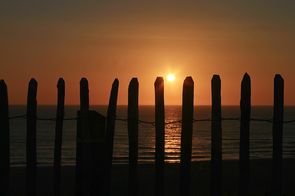 Fence posts? No…HTTP POST.